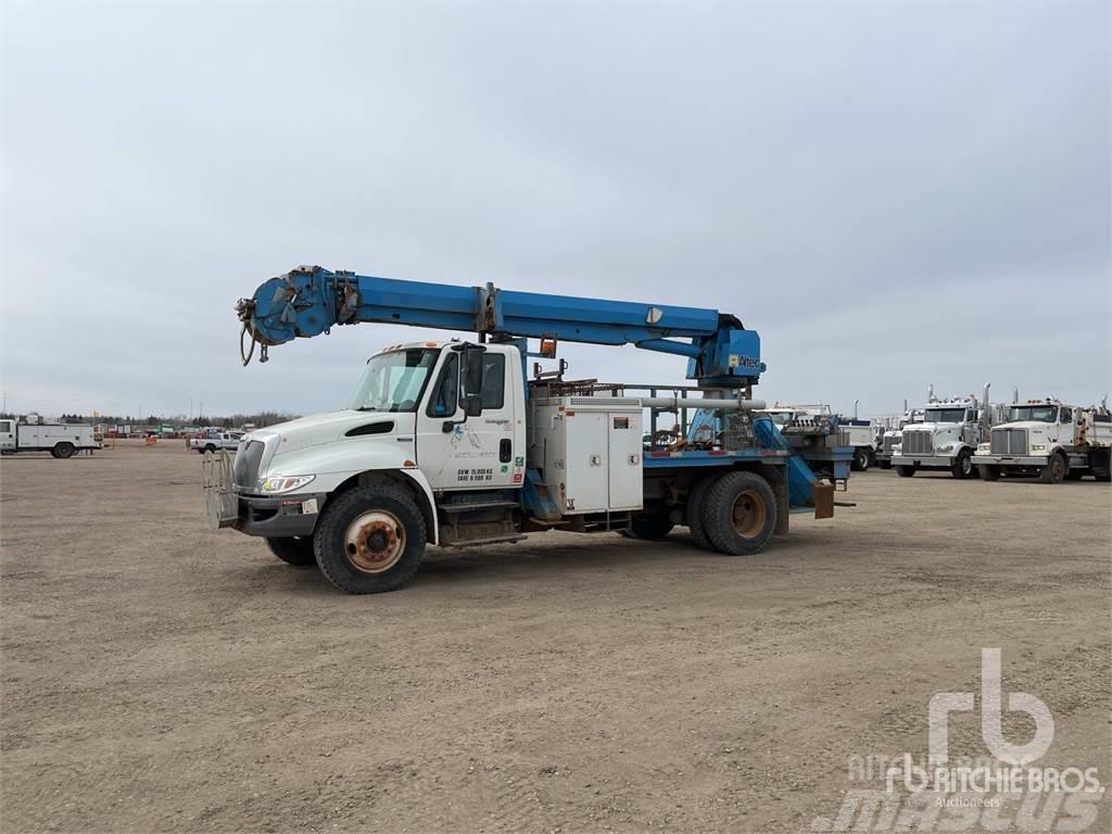 International 4300 Truck mounted drill rig