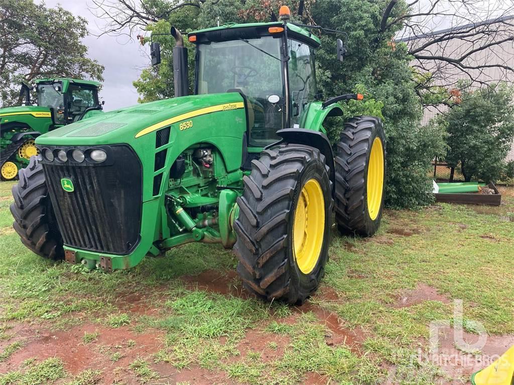 John Deere 8530 Tractors