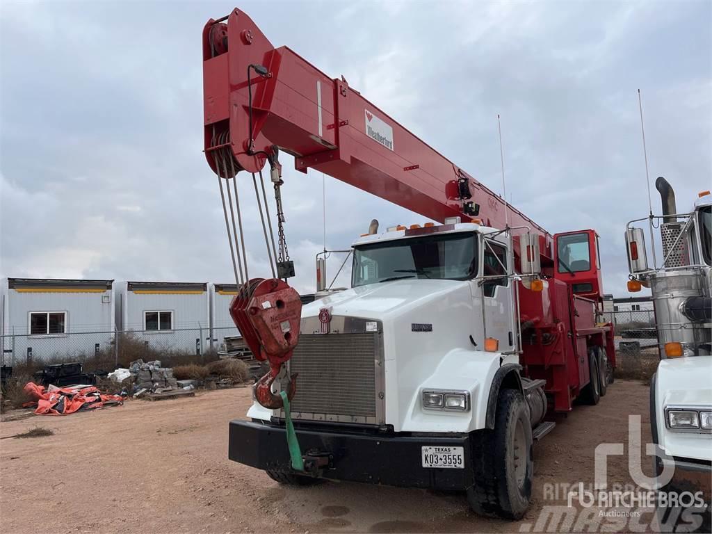 Kenworth T800 Truck mounted cranes