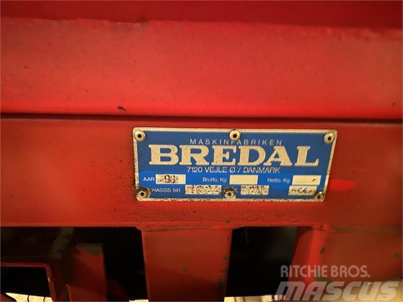 Bredal B  2 Farm machinery