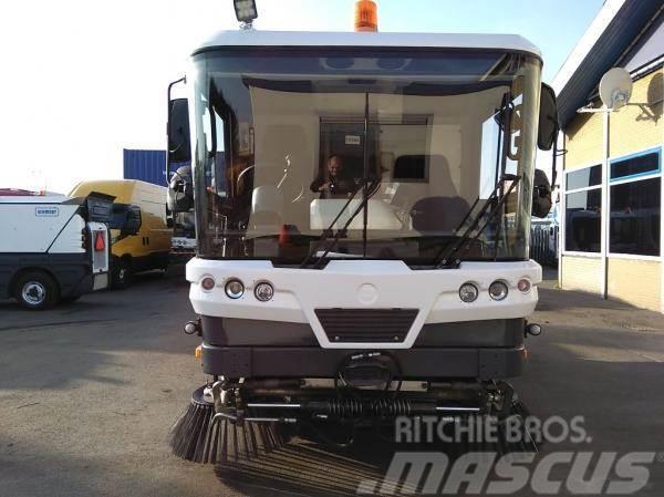 Ravo 530STH Sweepers