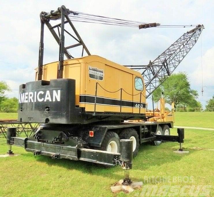 American 4450 Truck mounted cranes