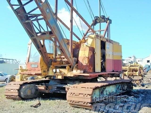 Bucyrus-Erie 65D Track mounted cranes