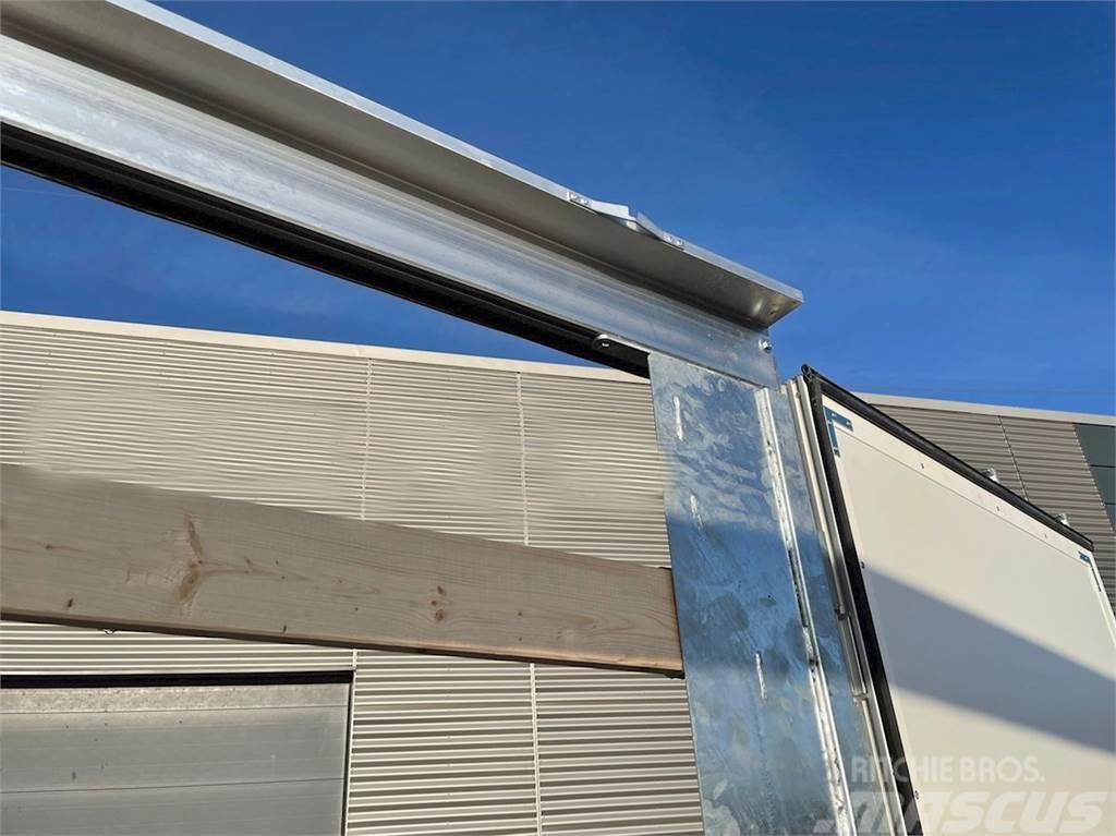 Hangler 4-aks Gardintrailer med hårdttræ + hævetag Curtain sider semi-trailers