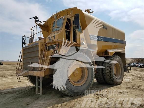 CAT 777C Water bowser