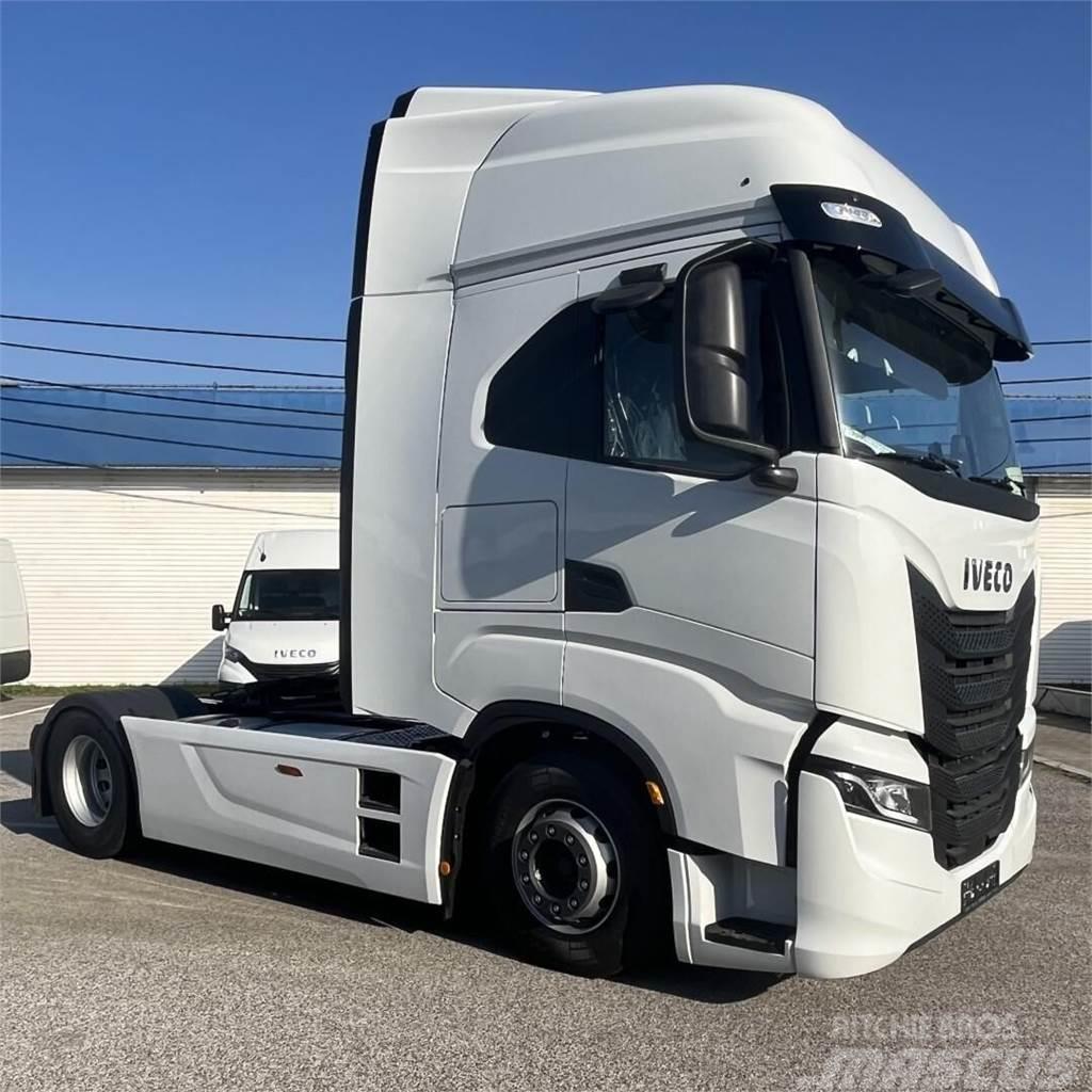 Iveco S-WAY Prime Movers
