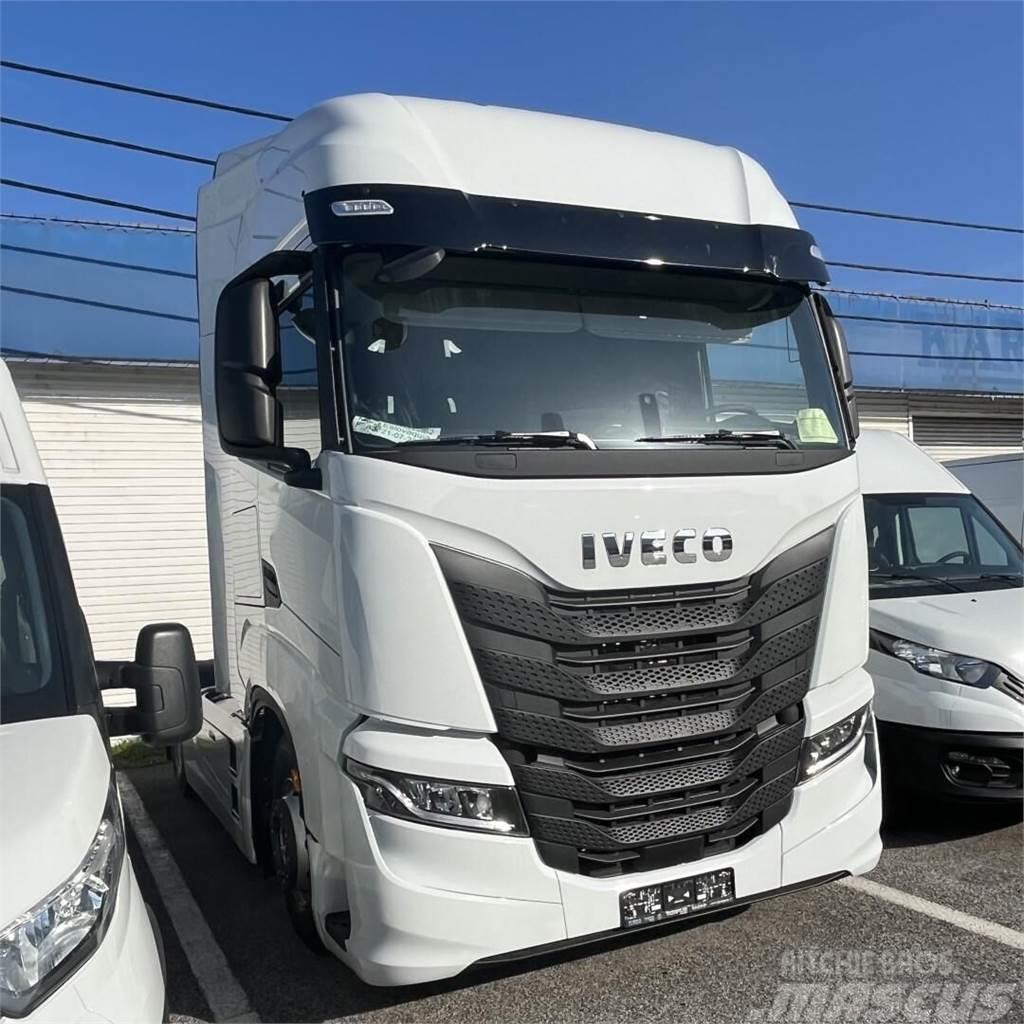 Iveco S-WAY Prime Movers