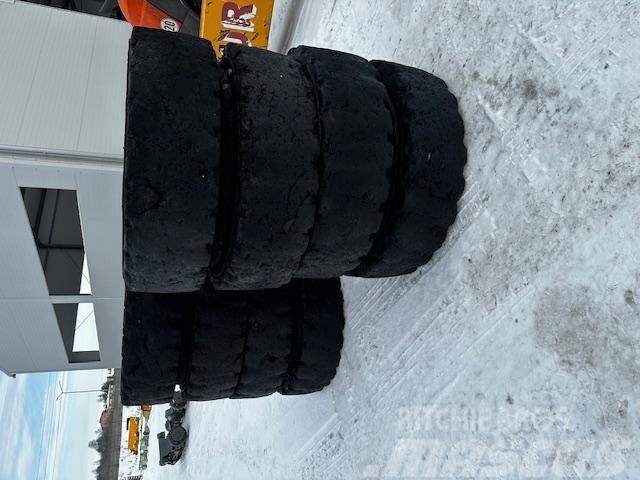 Liebherr A 934 C HD 12.00R20 KOMPLET Tyres, wheels and rims