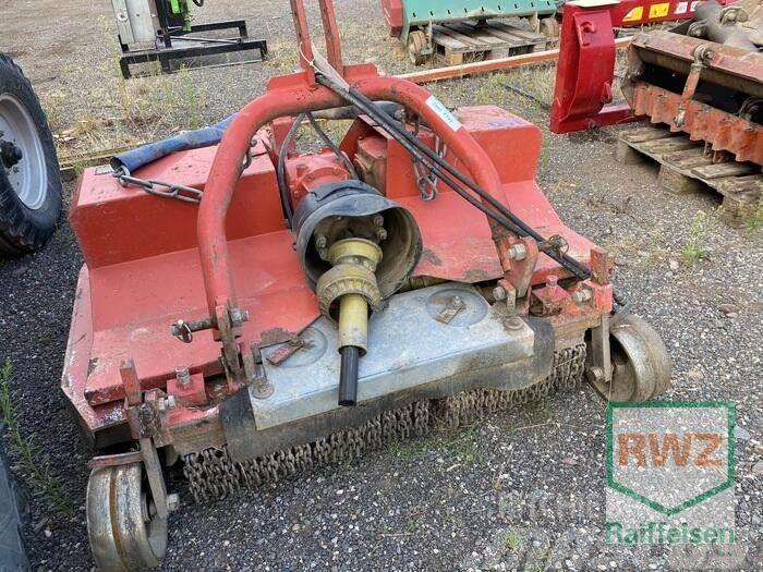  Röll Compact 140 Pasture mowers and toppers