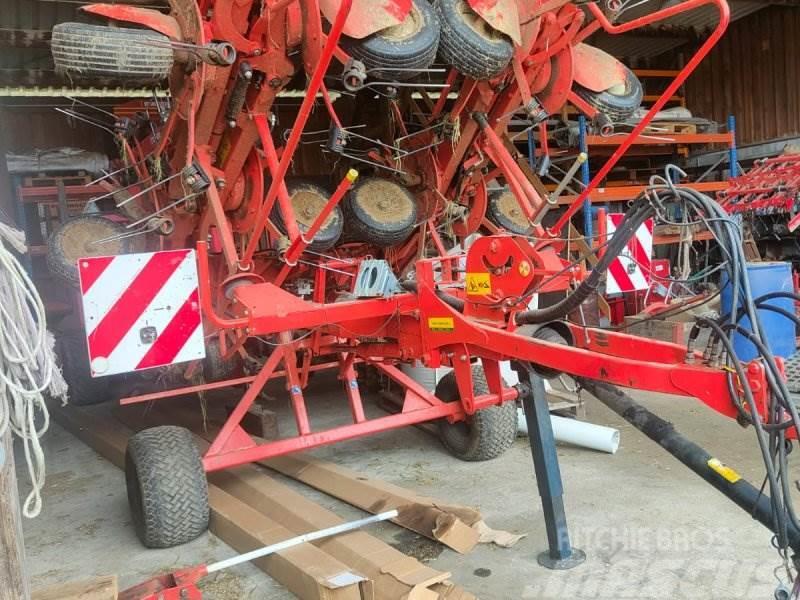 Kuhn GF 10802T Other forage harvesting equipment