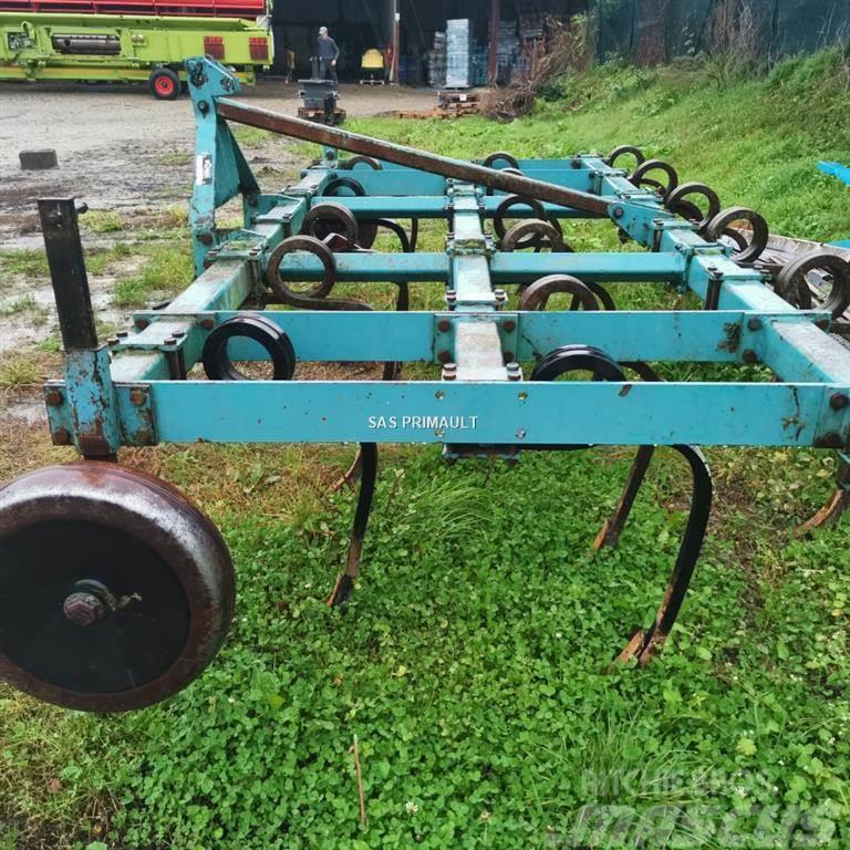 Bonnel multicultor Farm machinery
