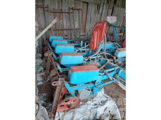 Monosem PNU Sowing machines