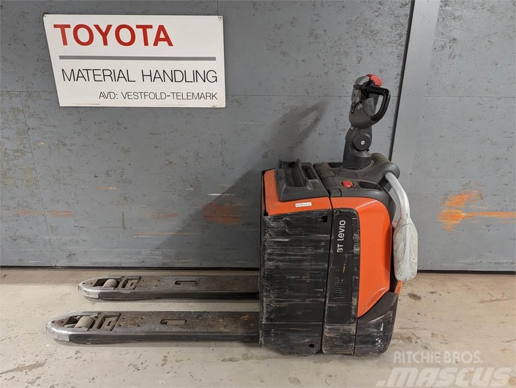Toyota LPE200 Low lift with platform