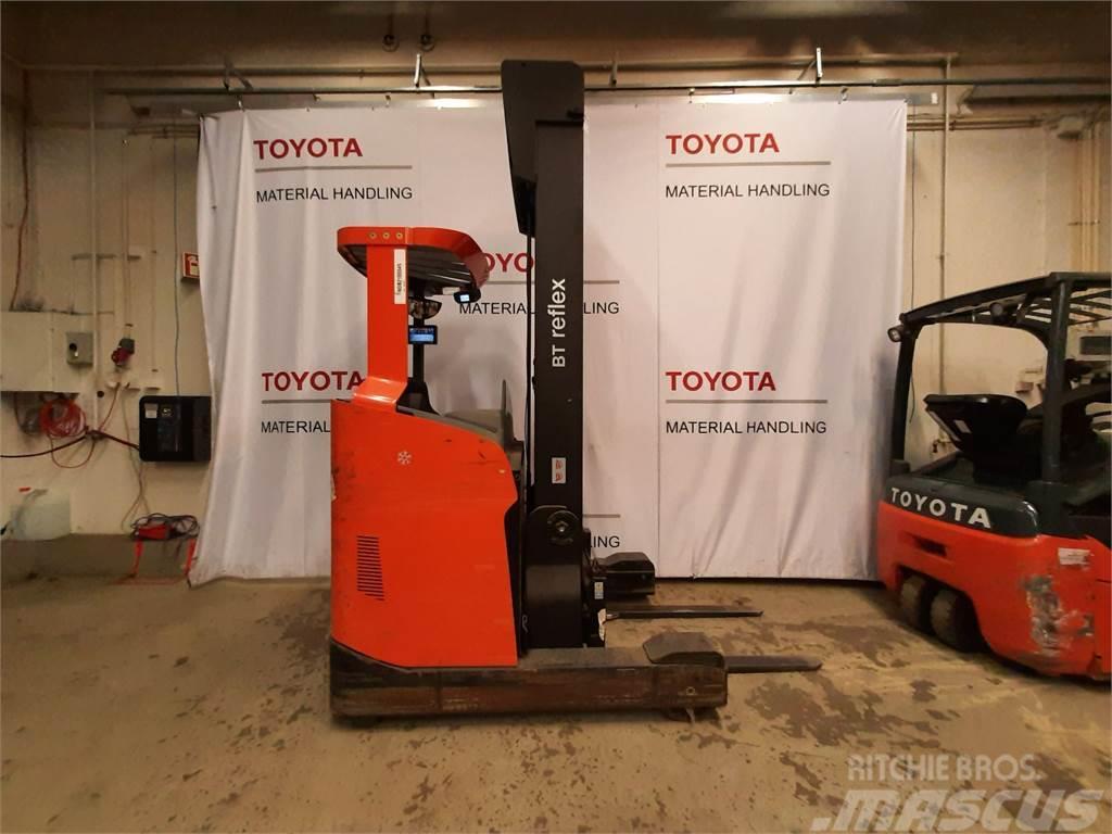 Toyota RRE160HC Reach truck