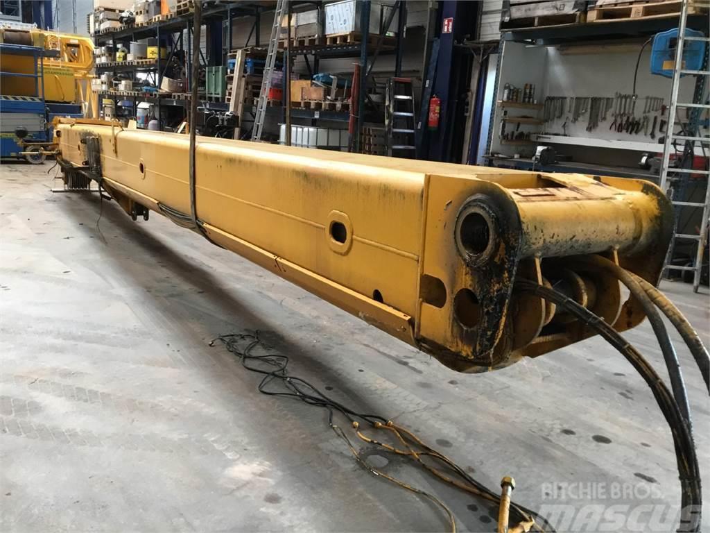 Liebherr LTM 1030-2 complete boom section Crane parts and equipment