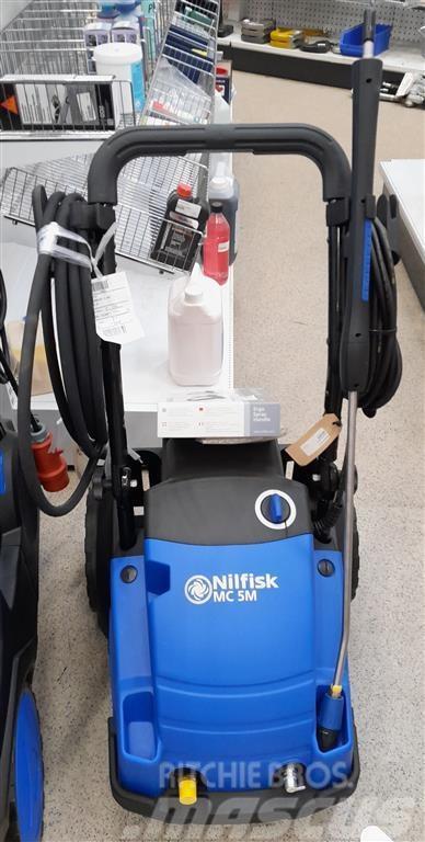 Nilfisk MC 5M 200/1000 + Foamsprayer High pressure cleaner